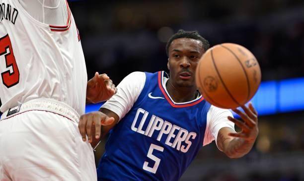 JackeyLove新星关键助攻表现惊艳，快船未来可期！